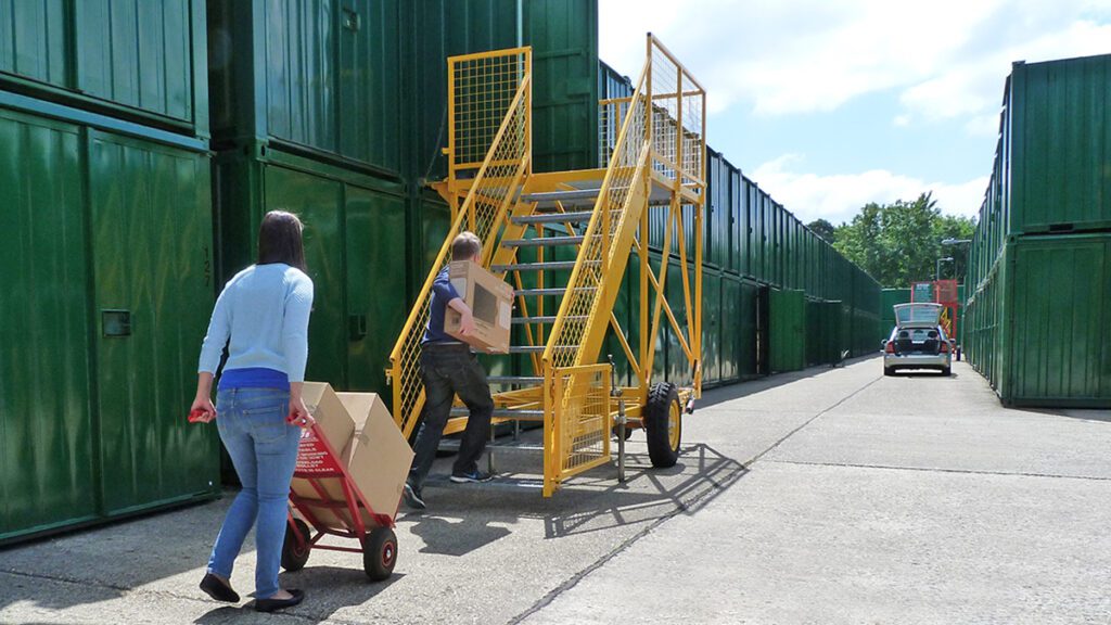 Easy-access-storage-units Easy access storage units in Hampshire